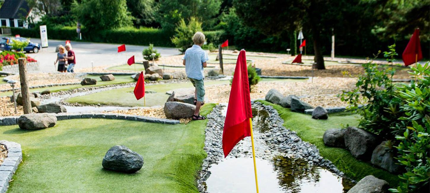 Minigolf på Langeland - børnevenlige aktiviteter